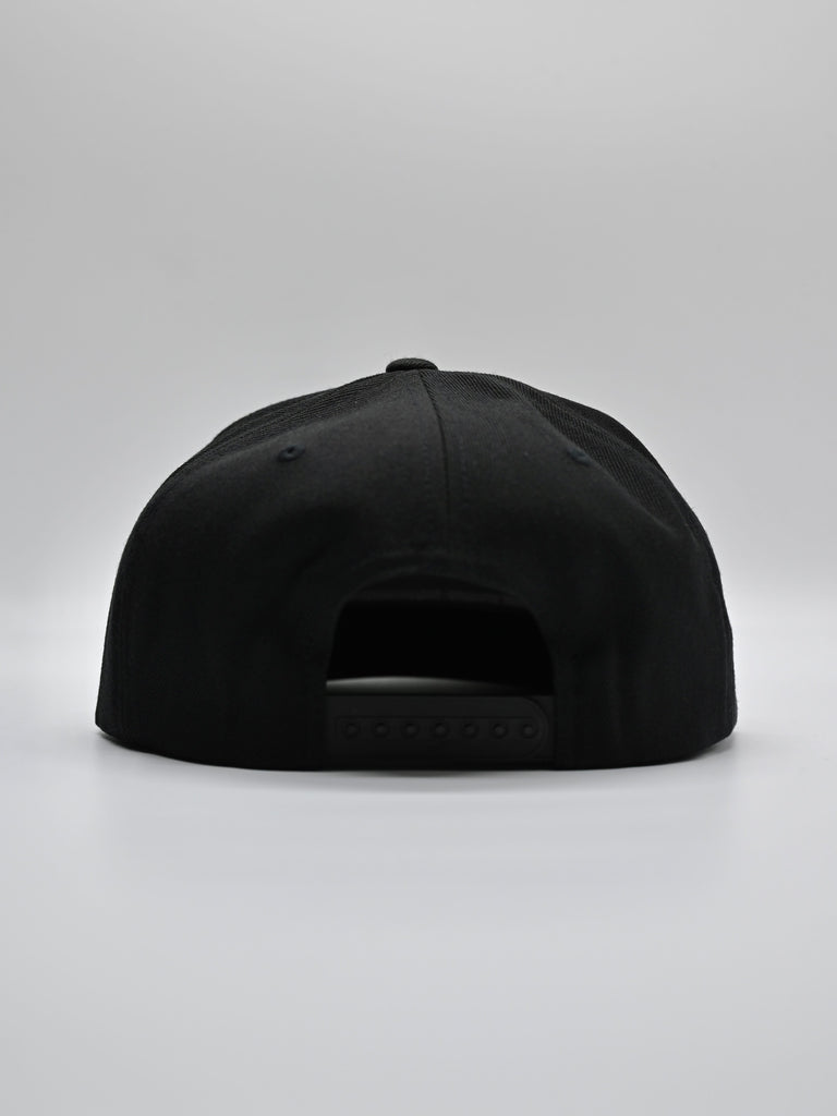 OCN Classic Horizon Snapback Black/ White Hat